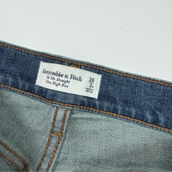 New Abercrombie 90s Straight Leg Jeans Ultra High Rise - Picture 5 of 9